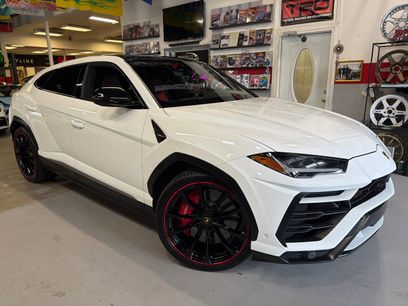 Used 2021 Lamborghini Urus