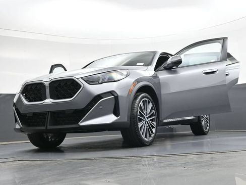 New 2026 BMW X2 xDrive28i w/ Technology Package AWD/4WD image 48