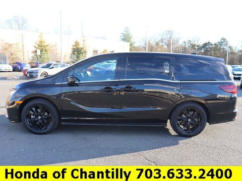 Certified 2023 Honda Odyssey Sport image 4