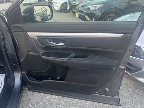Used 2018 Honda CR-V LX image 13