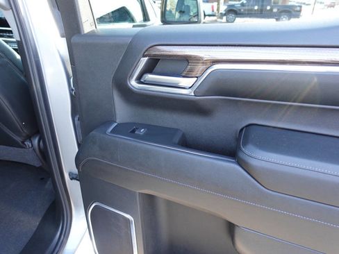 Used 2024 Chevrolet Silverado 1500 LT image 28