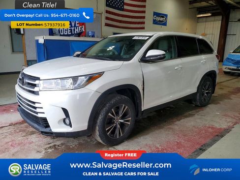 Used 2019 Toyota Highlander Plus AWD/4WD image 1