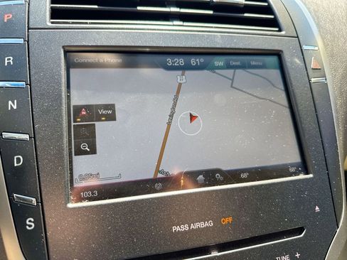 Used 2014 Lincoln MKZ w/ Equipment Group 102A Reserve FWD image 15