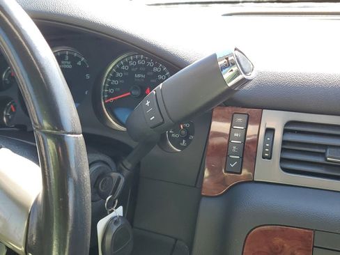 Used 2011 Chevrolet Tahoe LTZ image 24