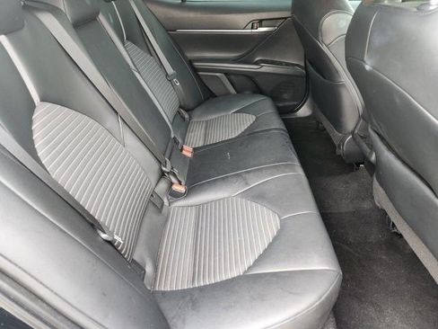 Used 2022 Toyota Camry SE image 29