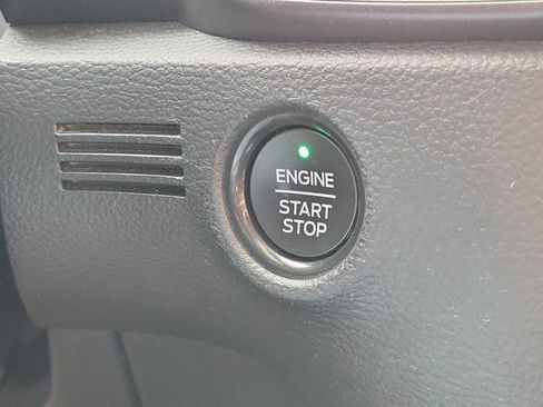 Used 2021 Ford Ranger Lariat w/ Tremor Off-Road Package image 34