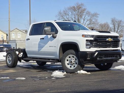 New 2026 Chevrolet Silverado 3500 W/T w/ WT Convenience Package AWD/4WD image 2