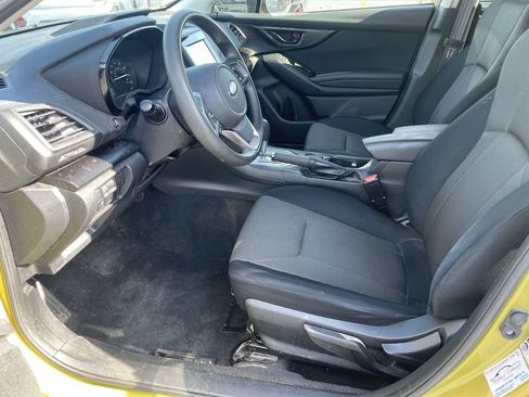 Certified 2021 Subaru Crosstrek 2.0i AWD/4WD image 9
