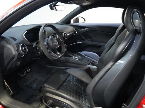Used 2022 Audi TT RS AWD/4WD image 28