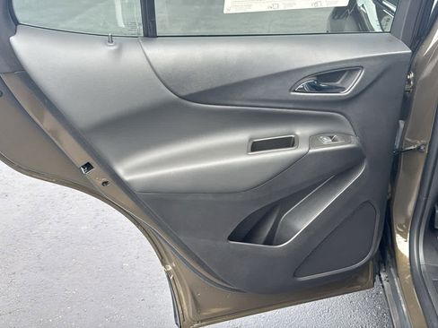 Certified 2023 Chevrolet Equinox LT AWD/4WD image 25