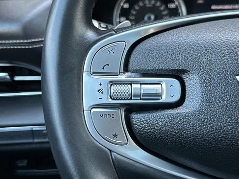 Used 2022 Genesis GV80 2.5T w/ Advanced Package 03 image 28