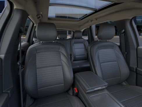 New 2026 Lincoln Nautilus Reserve AWD/4WD image 10