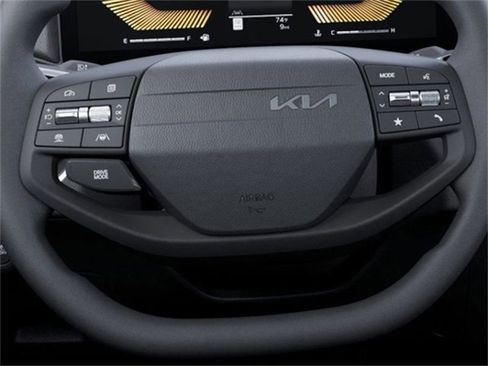 Certified 2025 Kia K4 LXS image 22