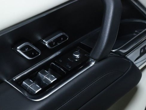 Certified 2022 Land Rover Range Rover Long Wheelbase SE image 31