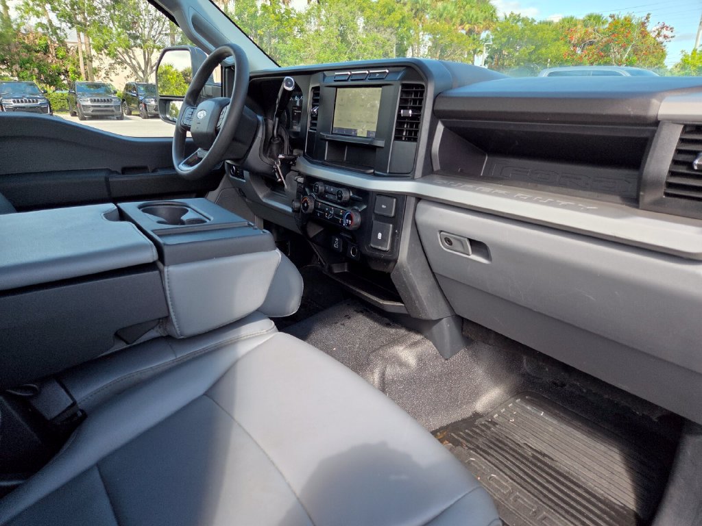 Used 2024 Ford F250 XL RWD image 18