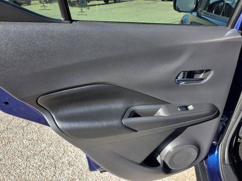 Used 2019 Nissan Kicks SR w/ SR Premium Package FWD image 31
