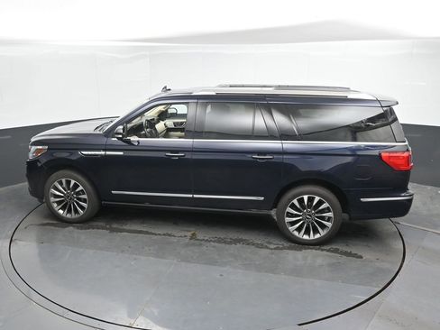 Used 2021 Lincoln Navigator L Reserve w/ Luxury Package AWD/4WD image 29