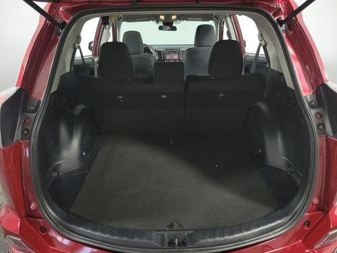 Used 2018 Toyota RAV4 LE w/ All Weather Liner Package AWD/4WD image 22