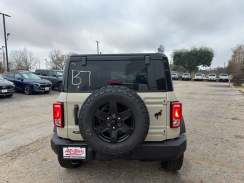 New 2025 Ford Bronco Big Bend image 6
