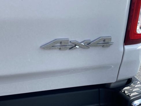 Used 2023 RAM 1500 Big Horn AWD/4WD image 6