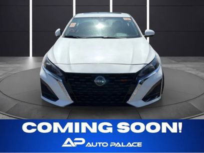 Used 2023 Nissan Altima 2.5 SV w/ SV Premium Package