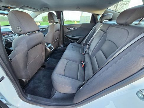 Used 2023 Chevrolet Malibu LT image 17