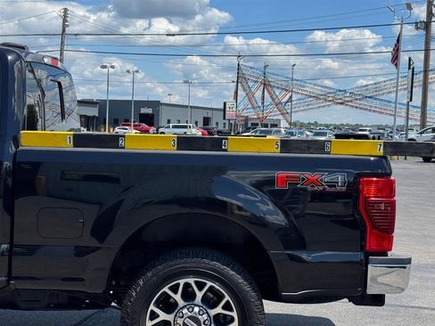 Used 2020 Ford F250 Lariat w/ Lariat Ultimate Package AWD/4WD image 24