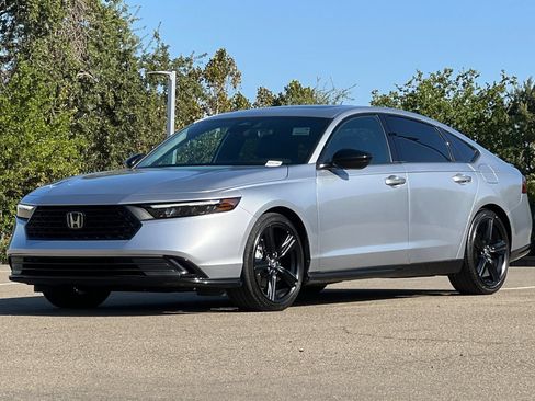 Used 2024 Honda Accord Sport image 8