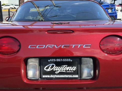 Used 1999 Chevrolet Corvette Coupe w/ Roof Pkg RWD image 7
