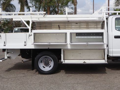 Used 2022 Ford F550 2WD Crew Cab Super Duty w/ Power Equipment Group image 11