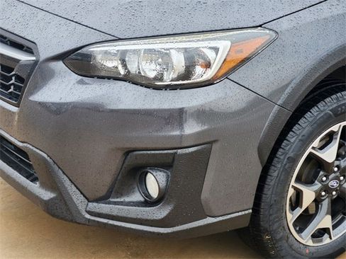 Used 2020 Subaru Crosstrek 2.0i Premium w/ Moonroof Package 2 image 9