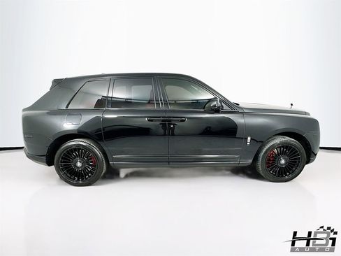 Used 2019 Rolls-Royce Cullinan AWD/4WD image 5