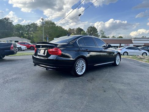 Used 2011 BMW 335i xDrive Sedan image 15
