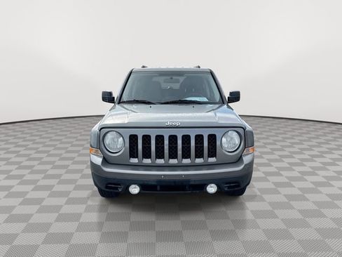Used 2014 Jeep Patriot Sport image 3