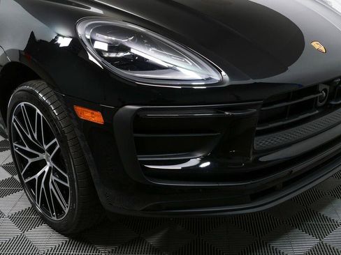 Used 2026 Porsche Macan Turbo AWD/4WD image 38