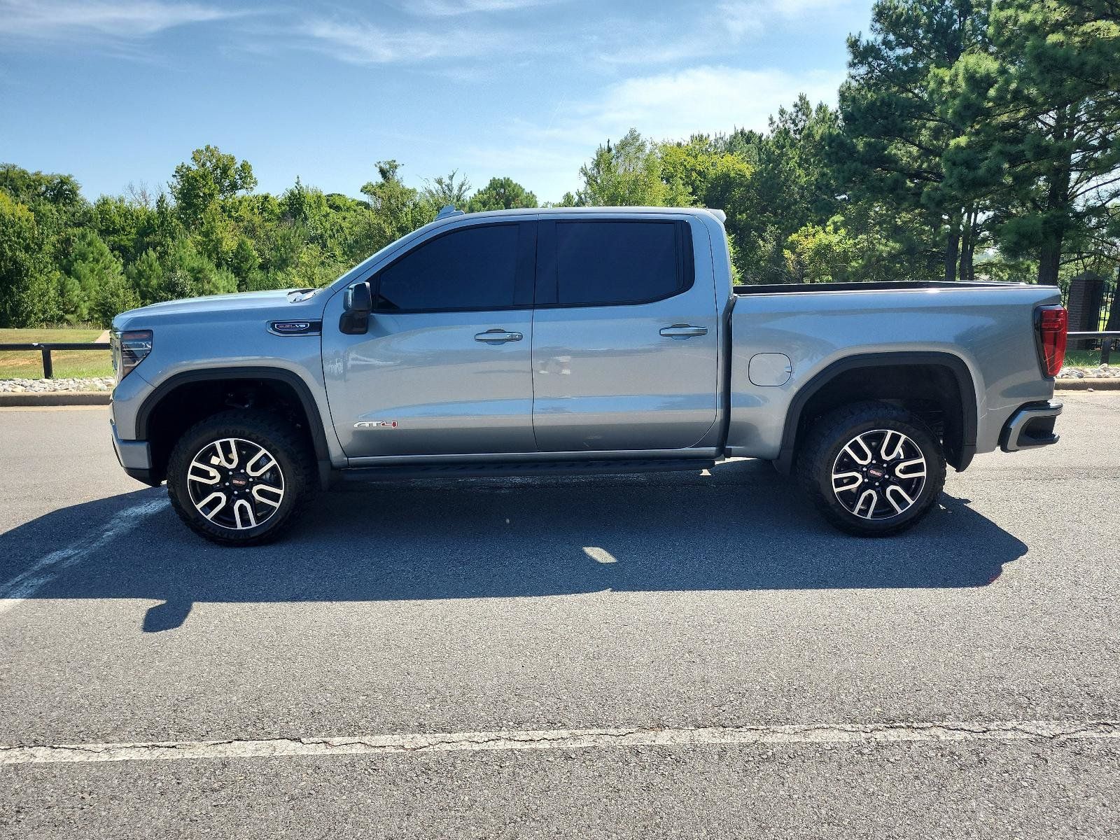 Used 2026 GMC Sierra 1500 AT4 w/ AT4 Premium Package AWD/4WD image 2