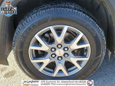 Certified 2020 GMC Acadia SLT w/ LPO, Floor Liner Package image 35