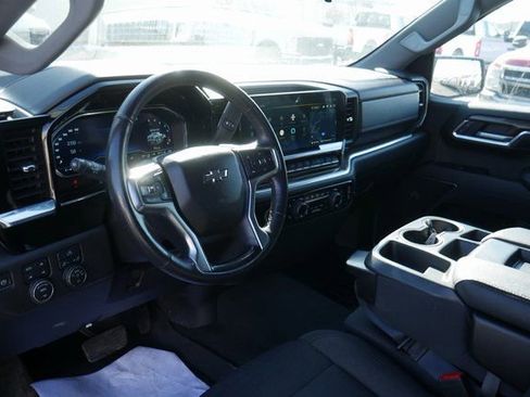 Used 2022 Chevrolet Silverado 1500 RST w/ Z71 Off-Road Package image 16