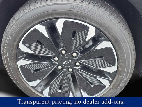 New 2025 Chevrolet Blazer EV RS image 13