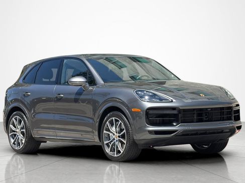 Used 2023 Porsche Cayenne Turbo w/ Premium Package Plus AWD/4WD image 7
