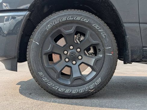 New 2026 RAM 1500 Big Horn w/ Night Edition AWD/4WD image 4