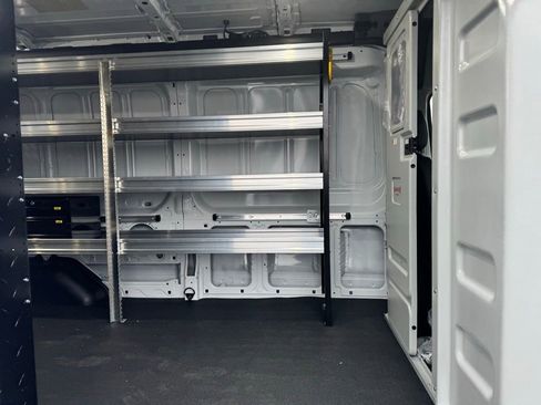 New 2026 Ford Transit 250 148 Medium Roof image 18