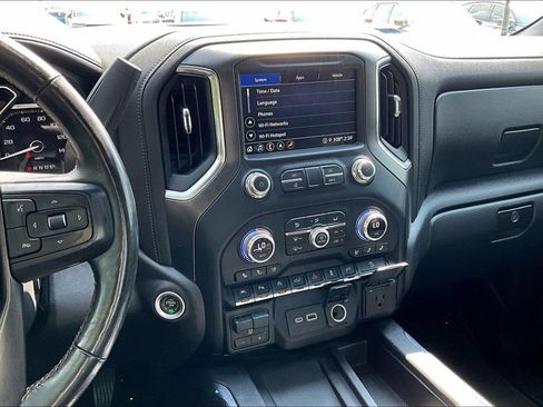 Used 2021 GMC Sierra 1500 AT4 w/ AT4 Premium Package AWD/4WD image 8