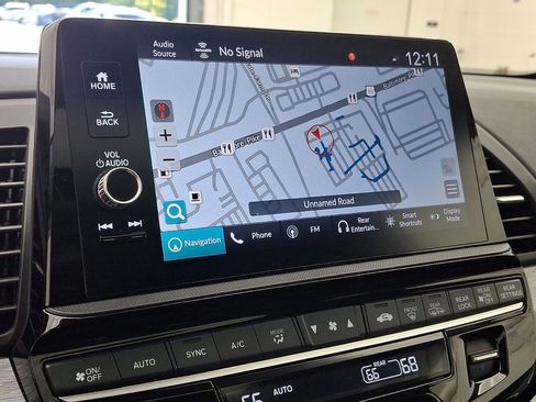 Used 2025 Honda Odyssey Elite image 14