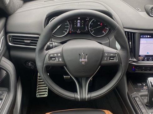 Used 2024 Maserati Levante Trofeo image 48