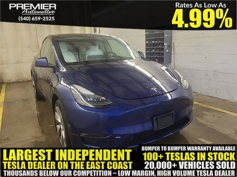Used 2023 Tesla Model Y Long Range AWD/4WD image 1