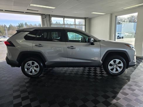 Used 2025 Toyota RAV4 LE image 45