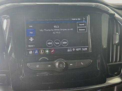 Used 2023 Chevrolet Traverse LT FWD image 14