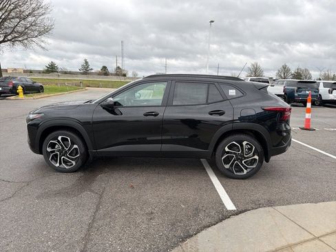 New 2026 Chevrolet Trax RS FWD image 6
