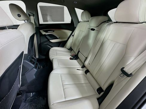 New 2026 Audi Q5 Premium AWD/4WD image 9